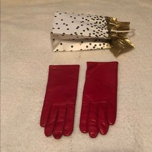 SOLD ‼️‼️‼️RED LEATHER GLOVES